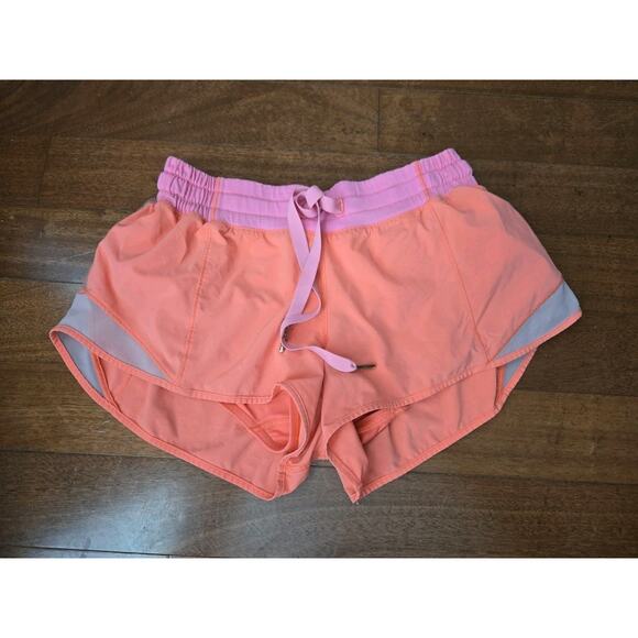Lululemon Women’s Shorts Size 6 - Picture 1 of 4